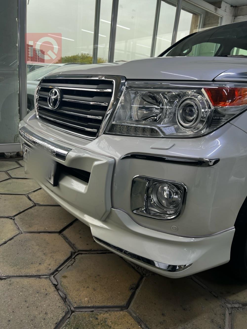 تويوتا لاندكروزر